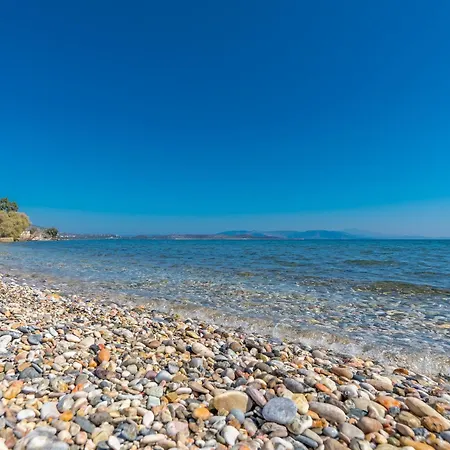Апартаменты Maria's Seaside - House With 3 In Marathon, With Wonderful Марафон