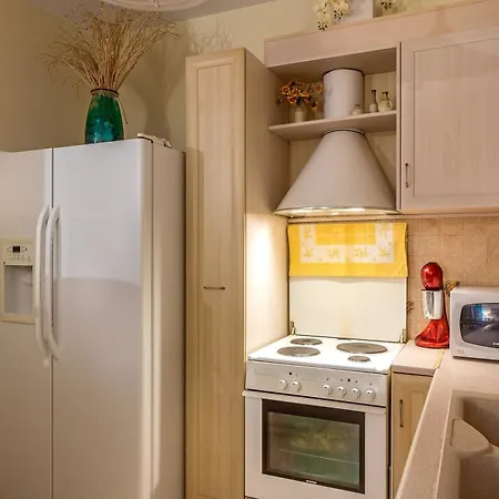 Maria's Seaside - House With 3 In Marathon, With Wonderful Апартаменты Марафон